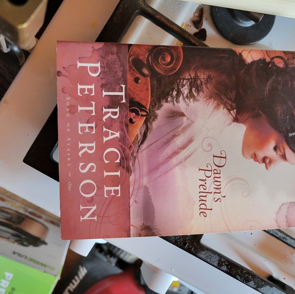 Book bundle - Picture 3 of 6